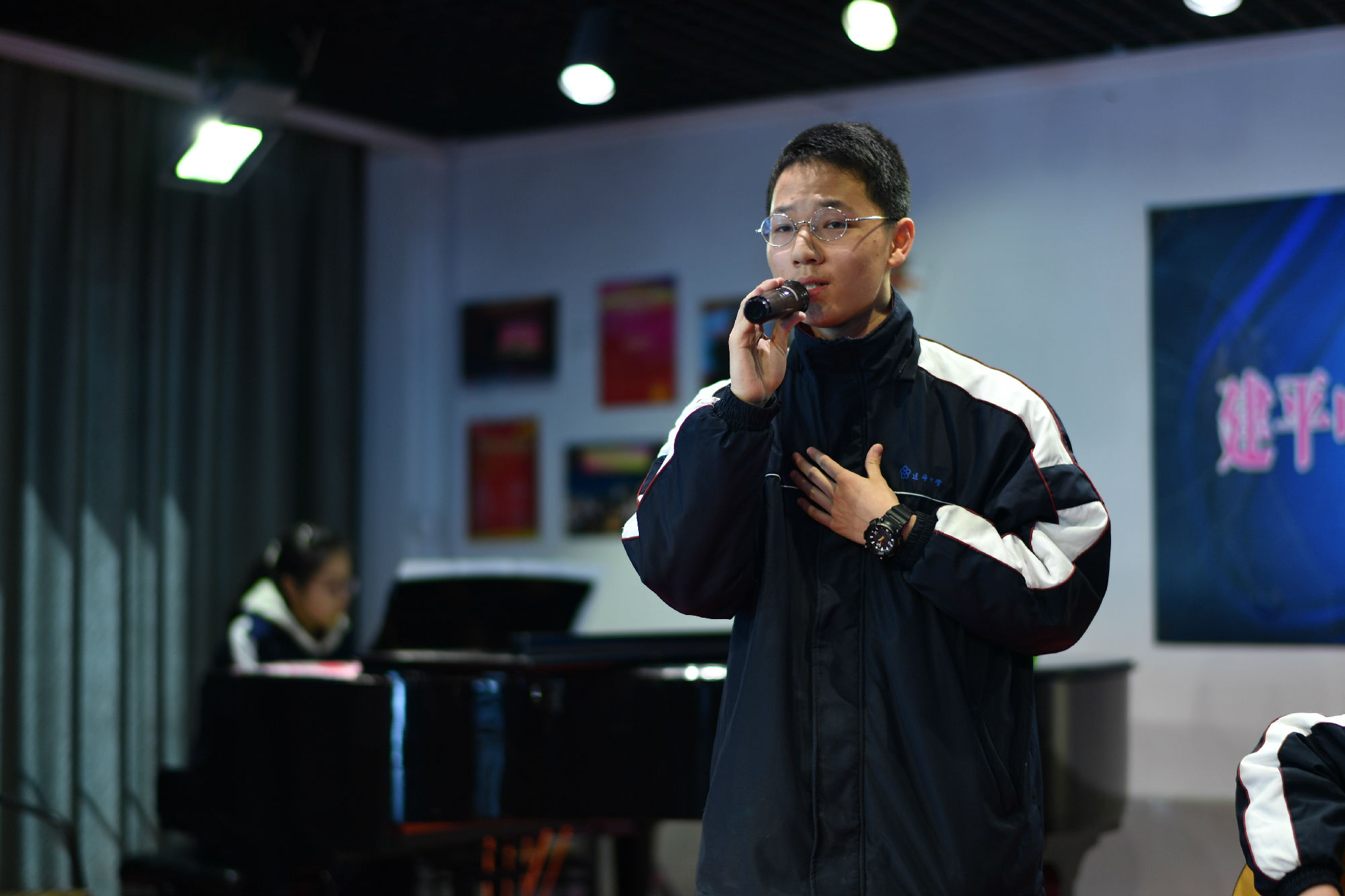 义演1.JPG 义演1.JPG